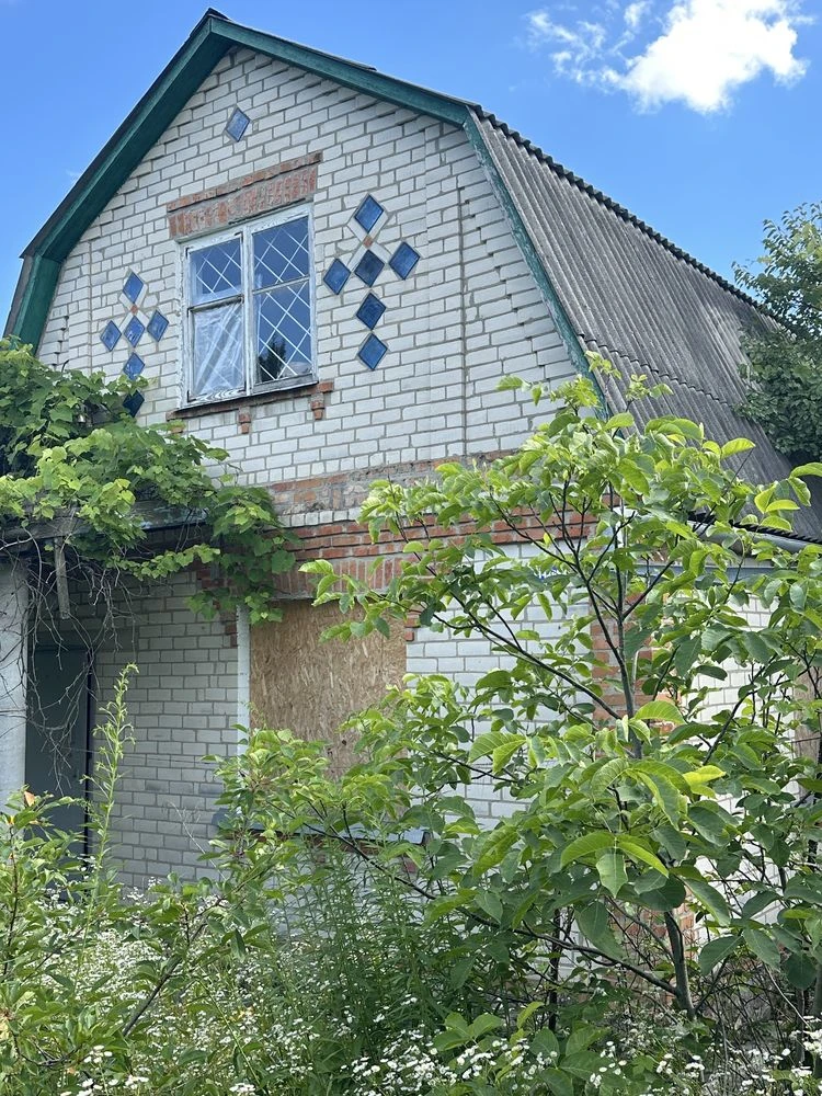 Продажа загородного домику в Гайках