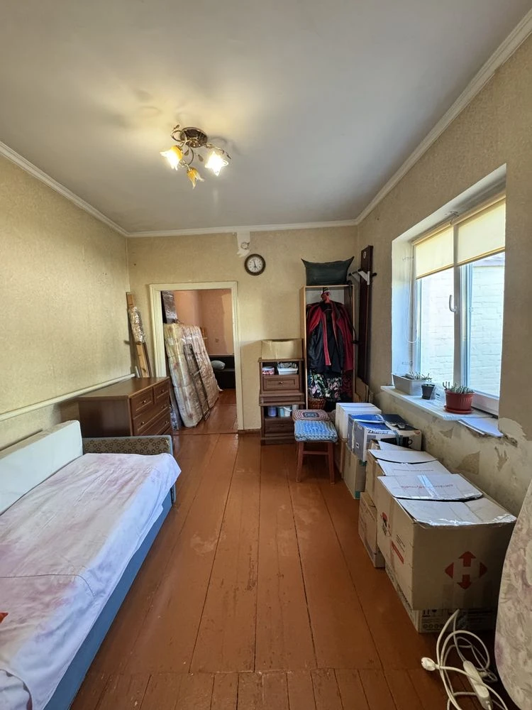 Продаж окремої частини будинка в р-ні Днс , вул. Івана  Мазе