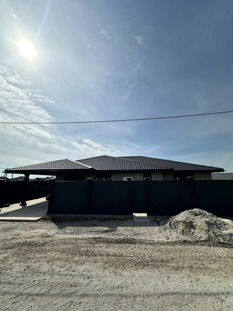 Sale of House in Tsarsel's Village, Tarashansky District
