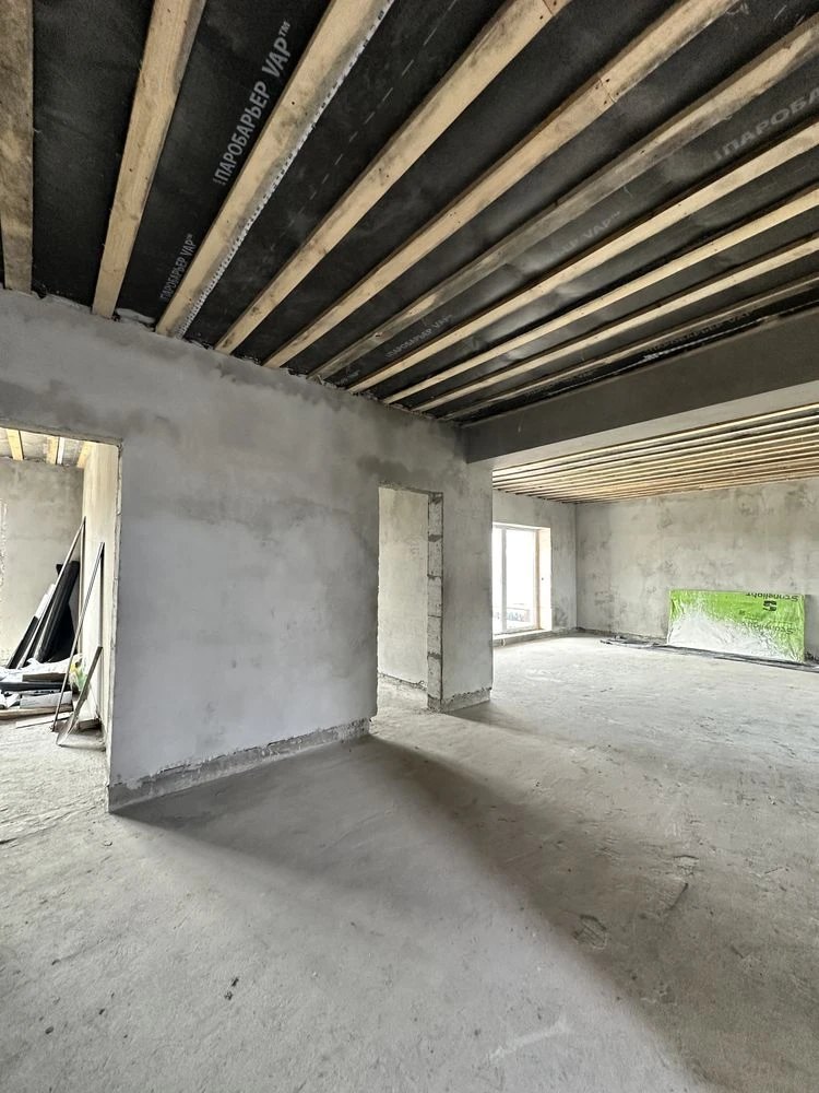 Sale of House in Tsarsel's Village, Tarashansky District