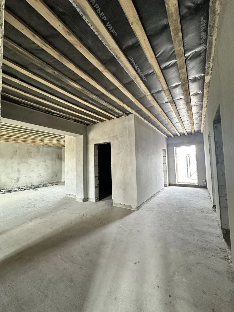 Sale of House in Tsarsel's Village, Tarashansky District