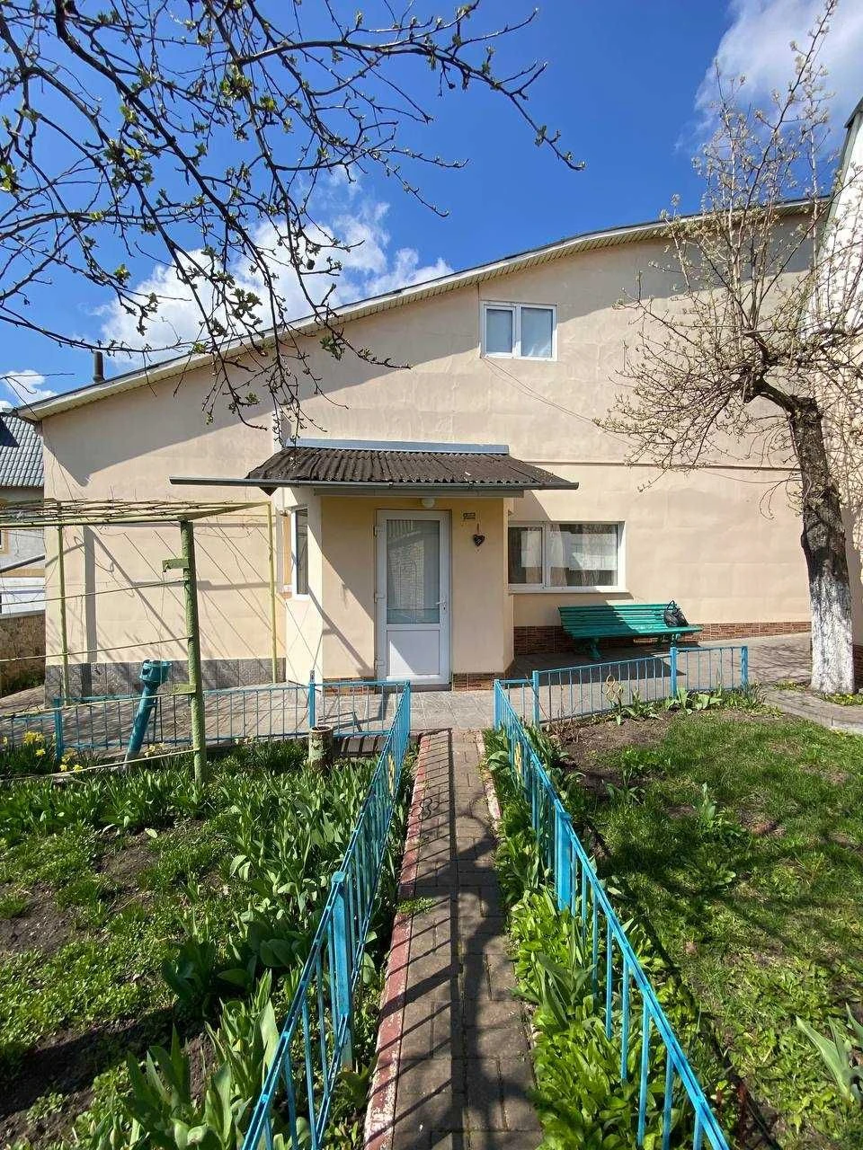 Продаж будинку в Центрі міста