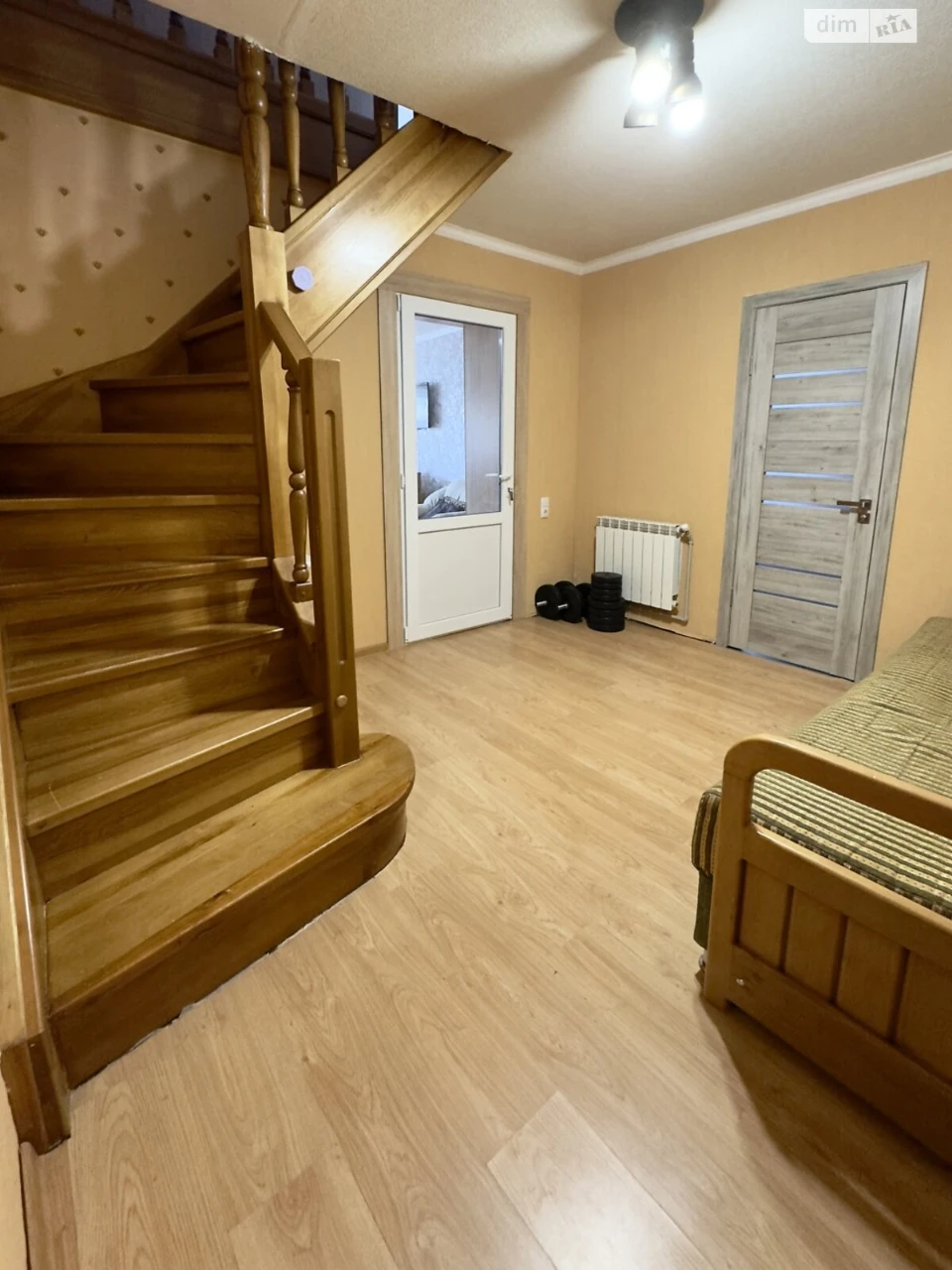 Sale of a Part of the Levnesky House