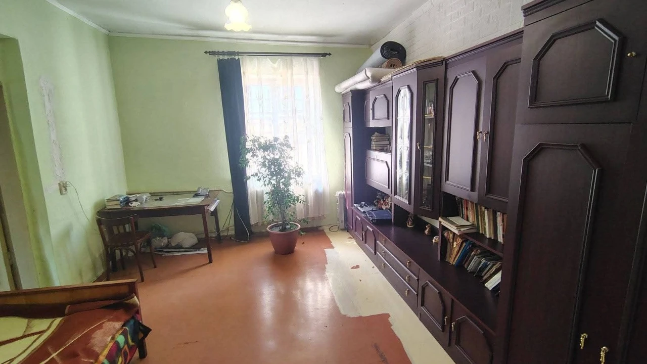 Продаж частини будинку р-н ДНС
