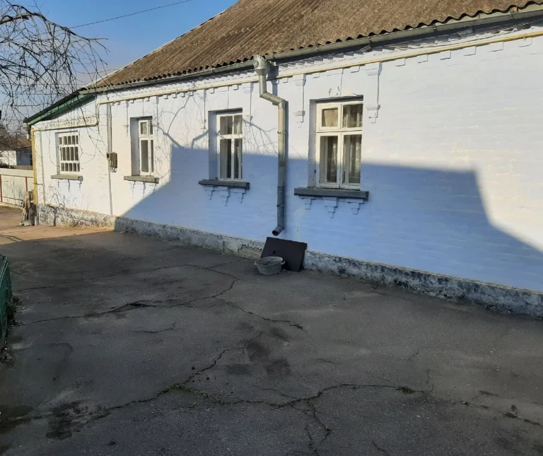Продаж частини будинку