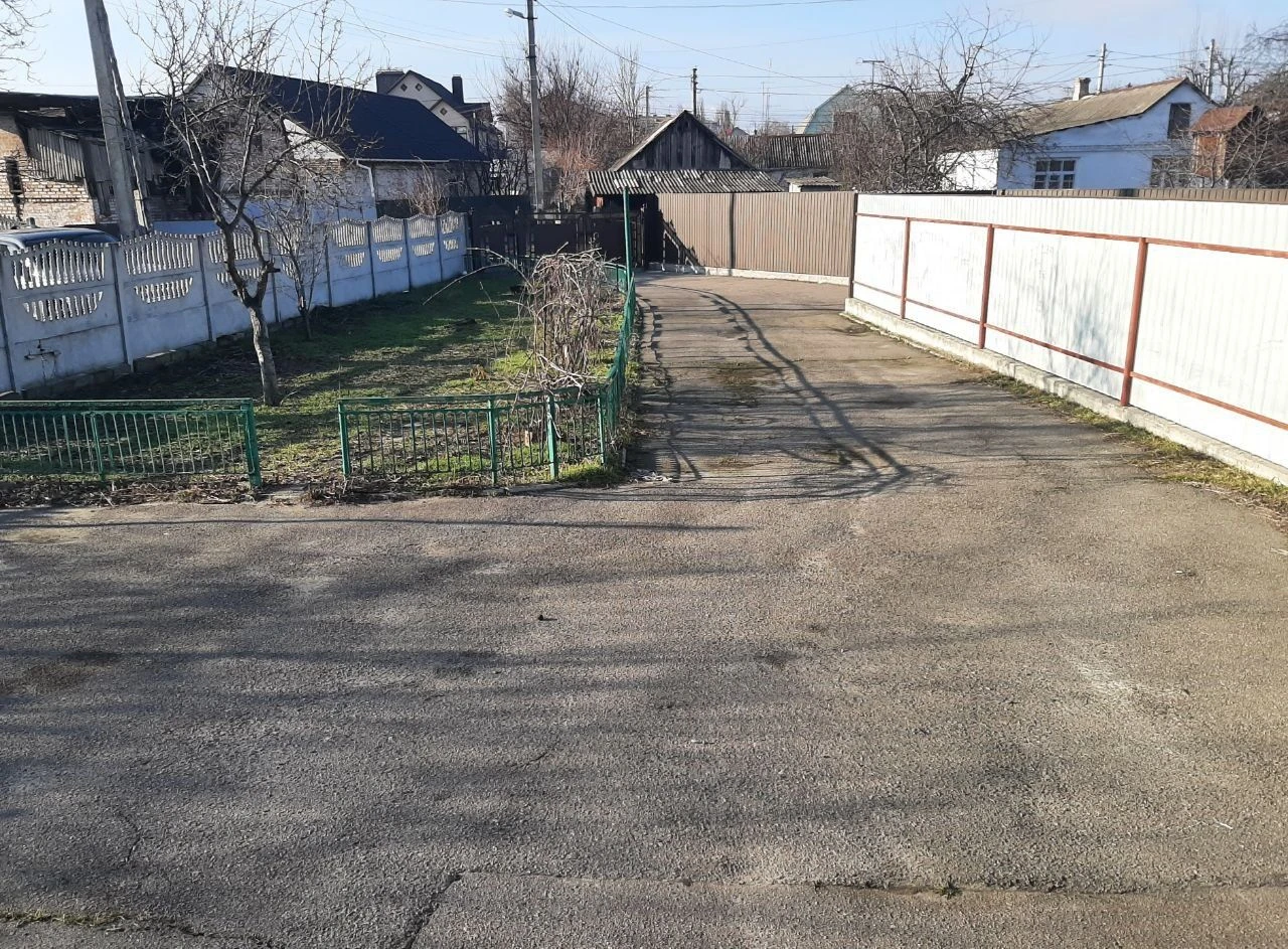 Продаж частини будинку
