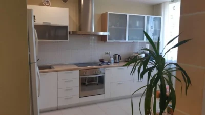 I will sell a 3-room apartment on the street Rabochey (Uralskaya, 5). Repair, m