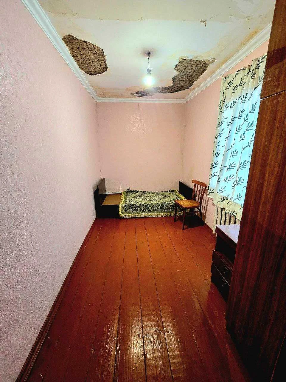 Two houses for sale at a great price on Melnycha Street (Bilka)