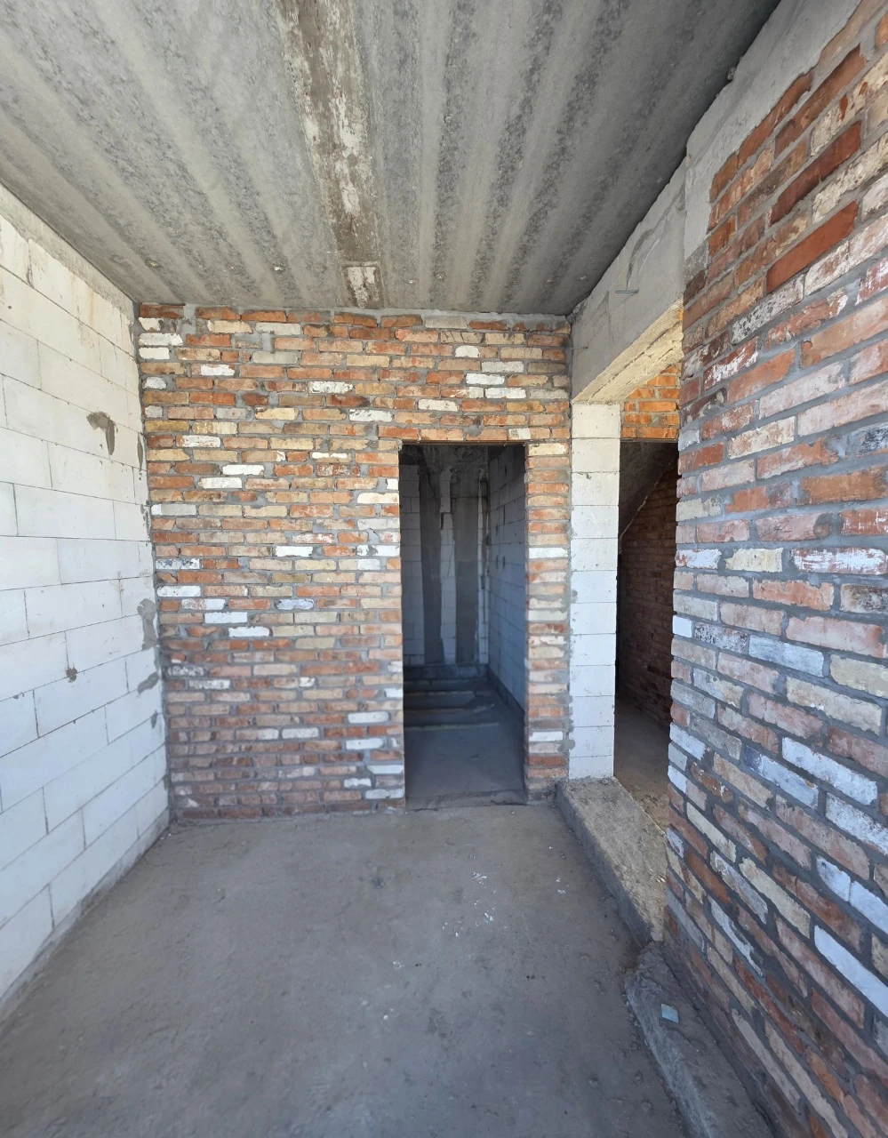 Townhouse for Sale. No Commission