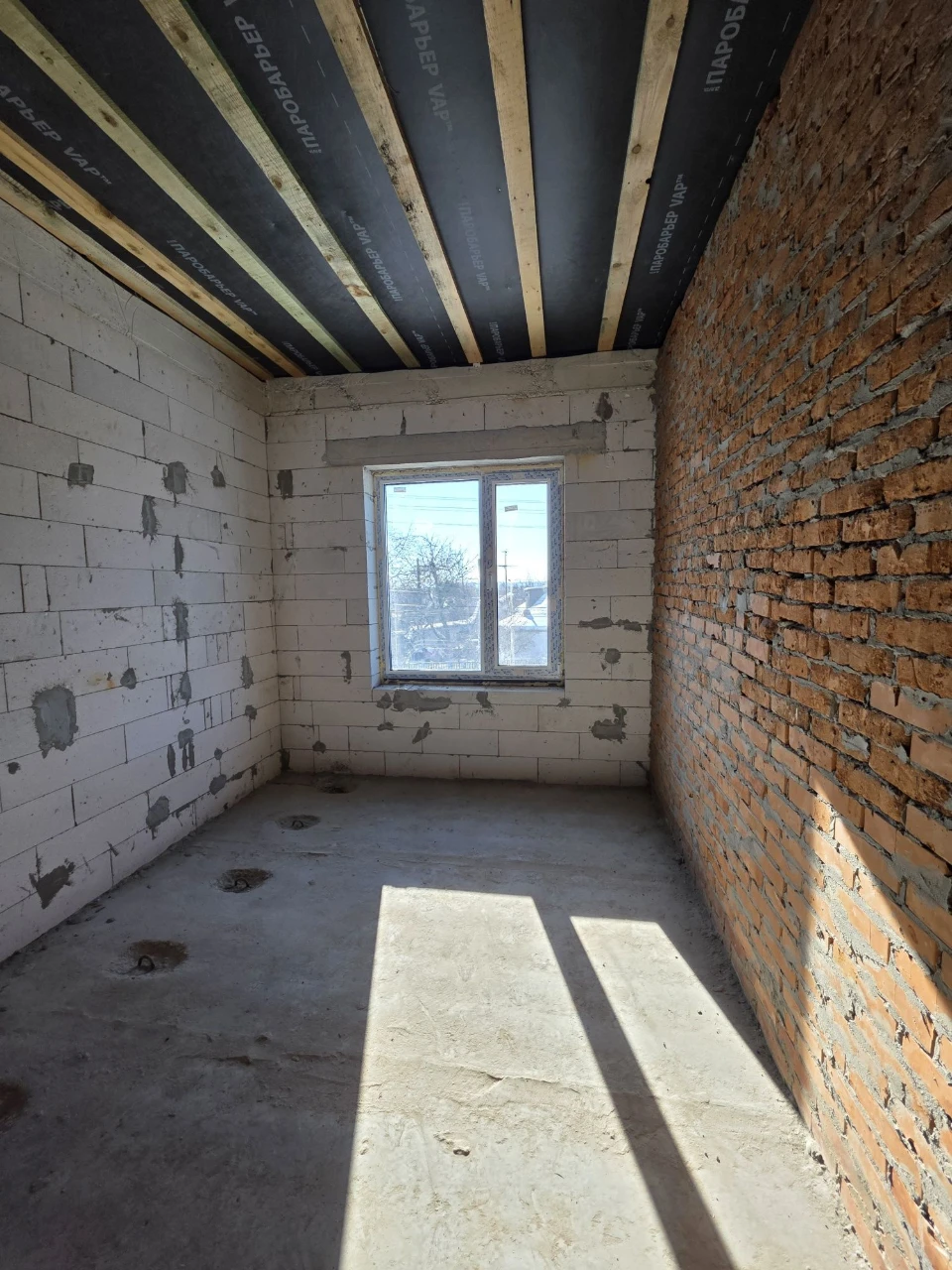 Townhouse for Sale. No Commission