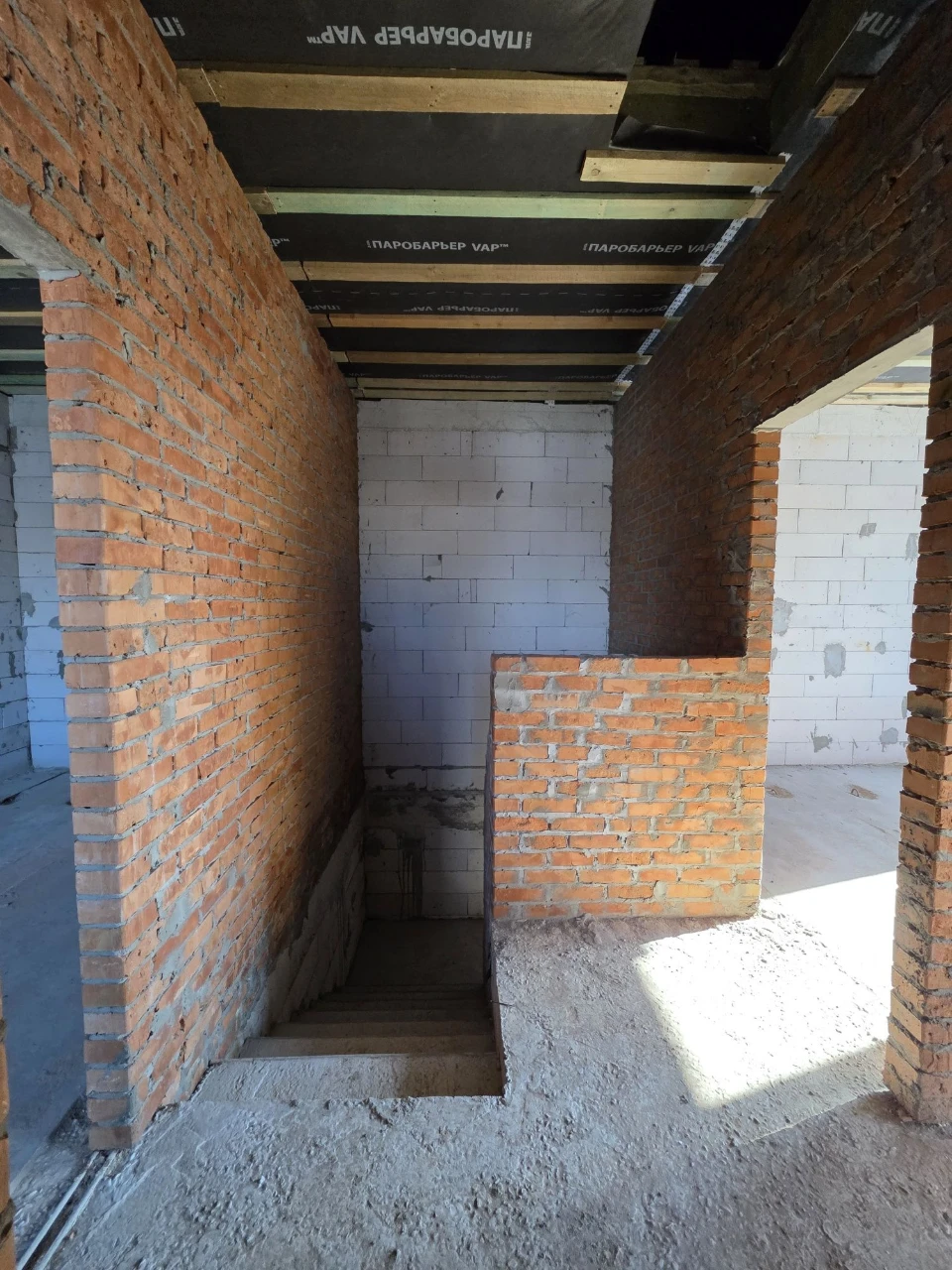 Townhouse for Sale. No Commission