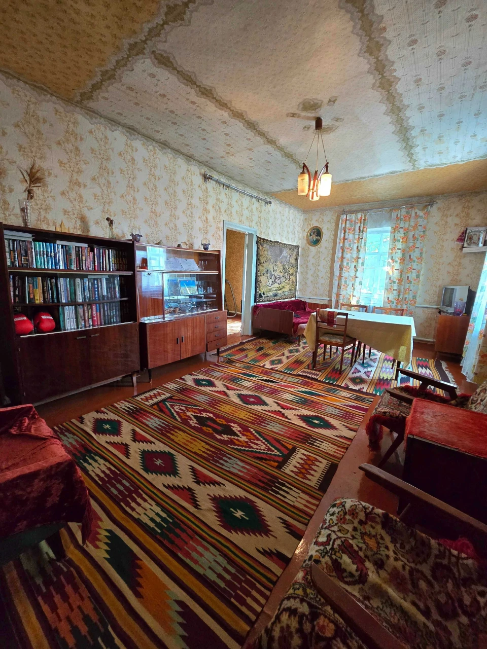 House for sale, 5 minutes from the Kyiv circle shopping center