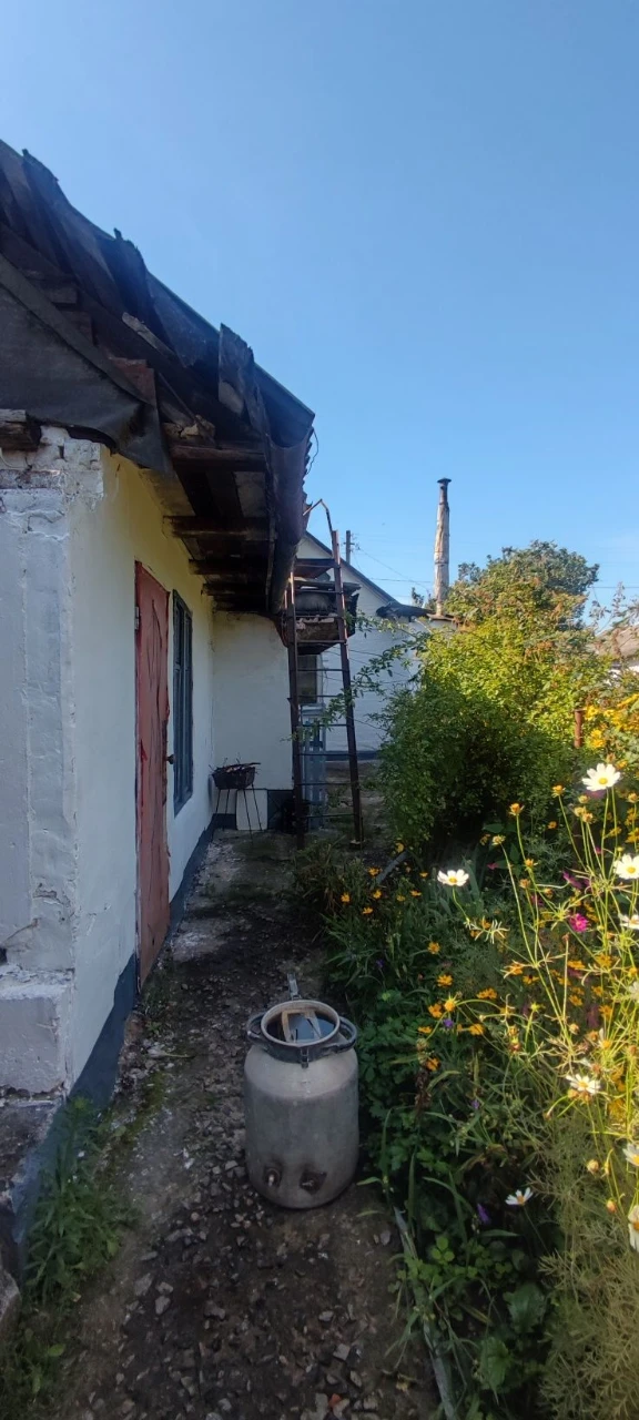 Продам частину будинку Залізничне селище