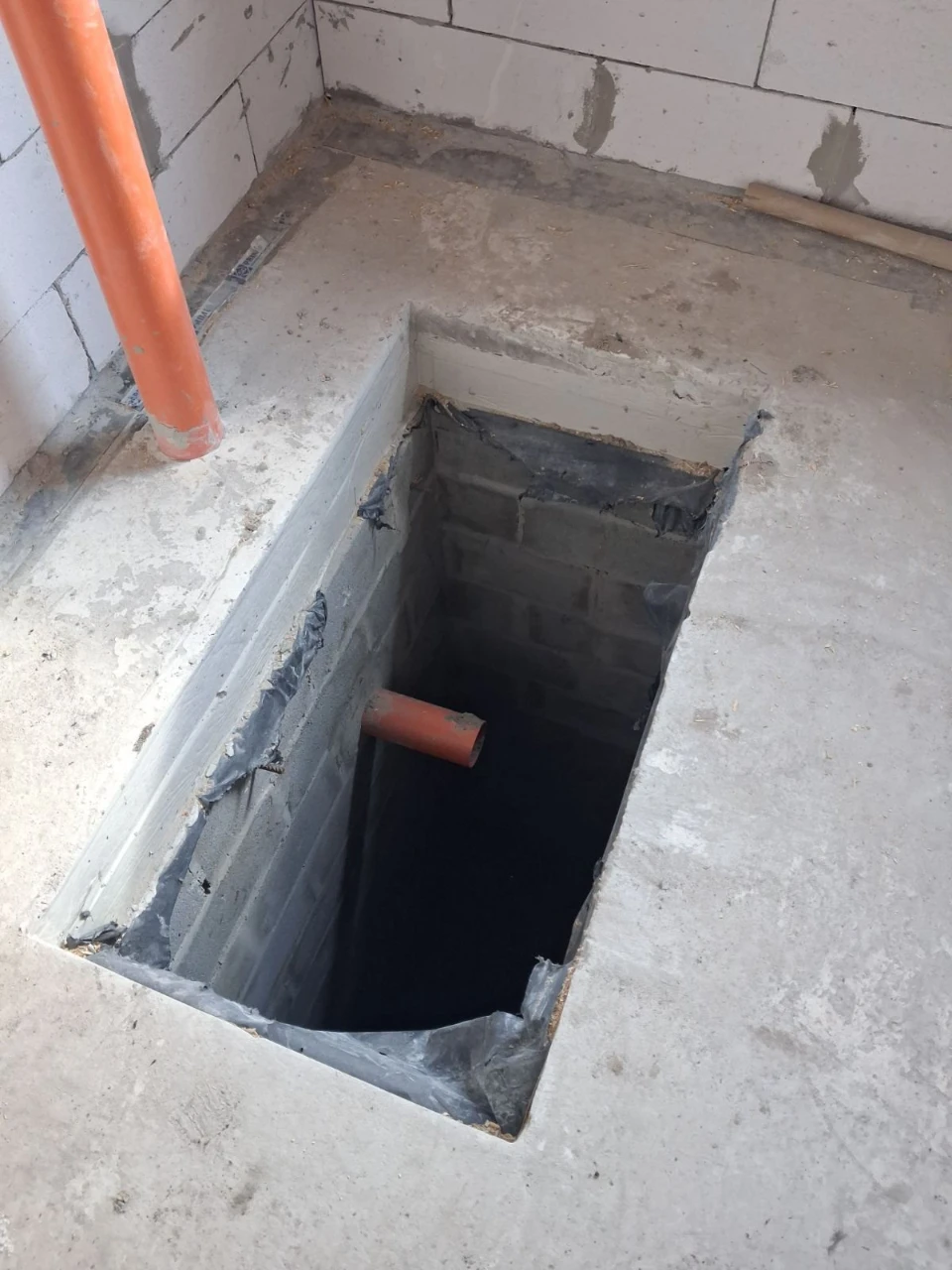 Продаж нового будинку в місті без комісії!