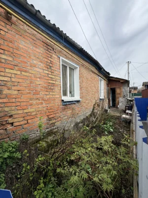 Продам частину будинку в центрі міста