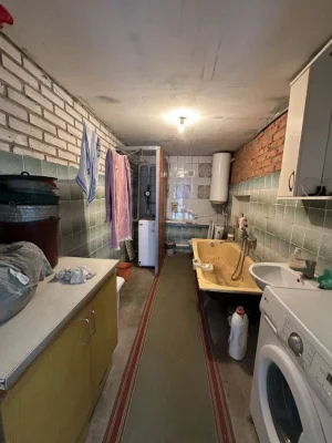 Продам будинок на Шевченка з гаражем