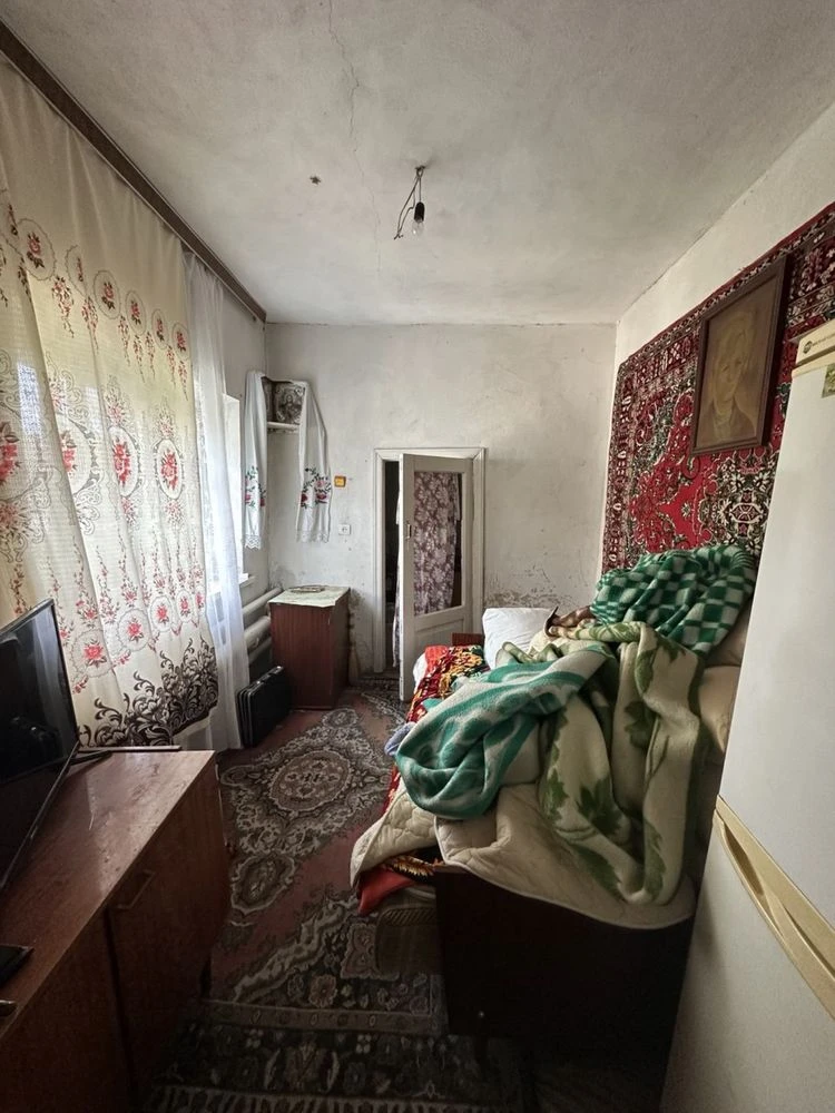 Продам будинок на Шевченка з гаражем