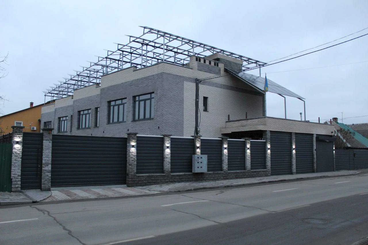 Продаж 2 поверх. таунхаусу р-н Вокзальна з СЕС "Зелений тари
