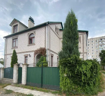Продаж будинку на Вокзальній