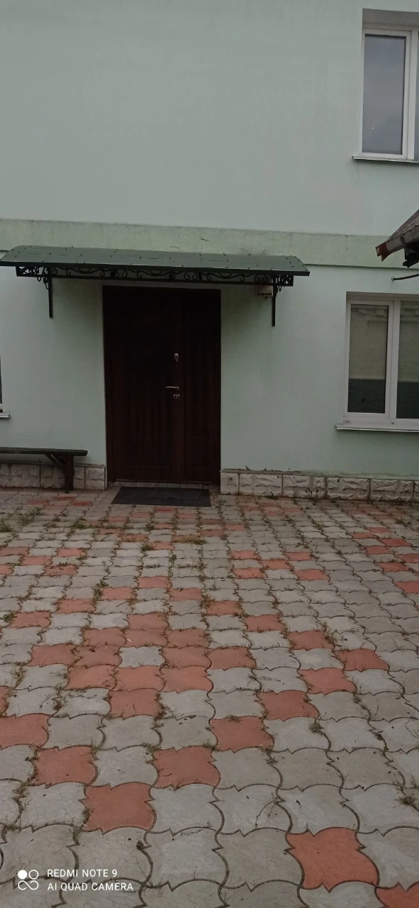 Продам окремостоячий будинок