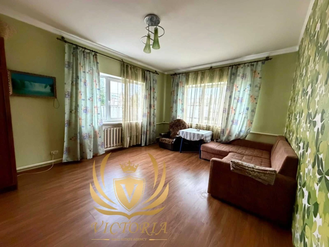 Продам цегляний будинок у місті Бориспіль!