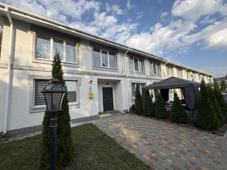 Продам Таунхаус ЖК Паларіс, 75м2, з незавершеним ремонтом