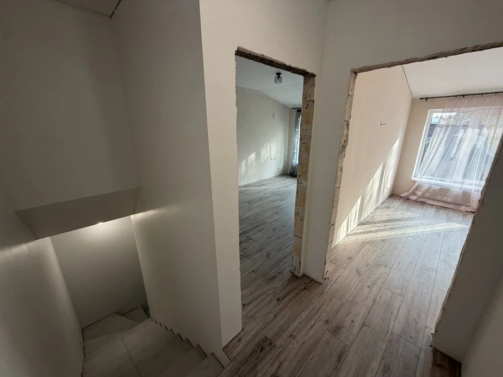 Продам Таунхаус ЖК Паларіс, 75м2, з незавершеним ремонтом