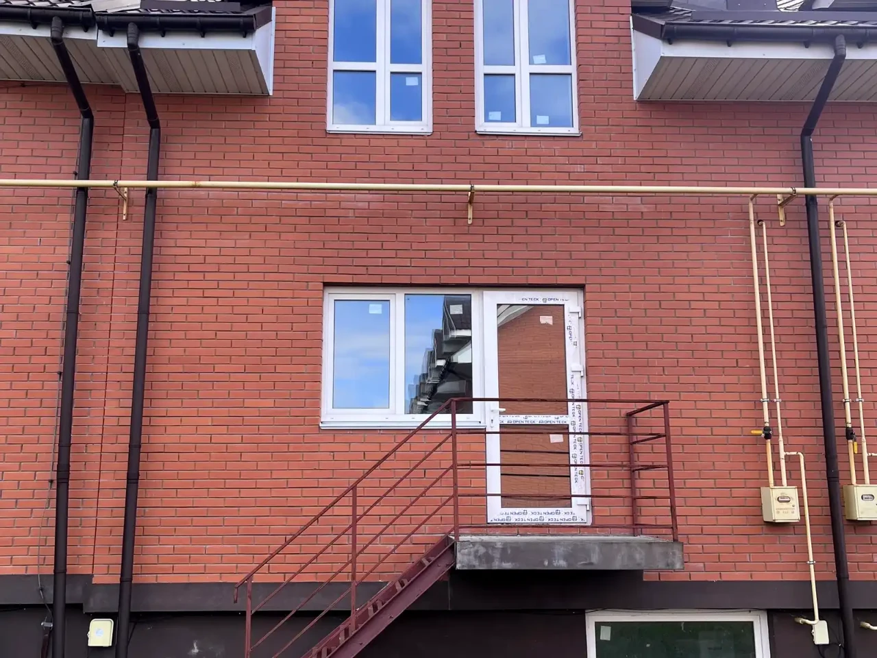 Продаж будинку 156 м² 1 сот.