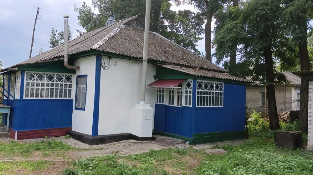 Дом в селе Любарцы