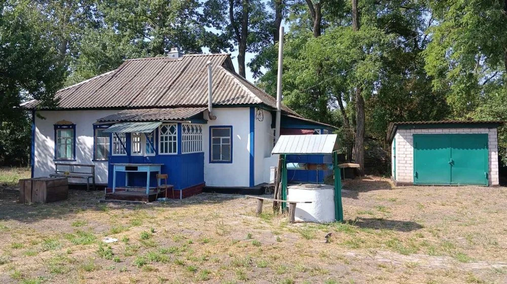 Дом в селе Любарцы