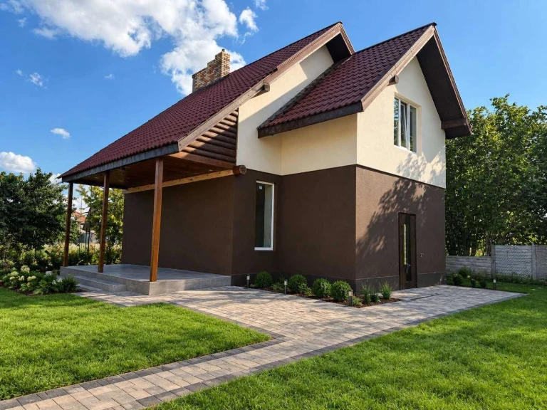 Без комісії! Продам 2 поверховий газифікований будинок з рем