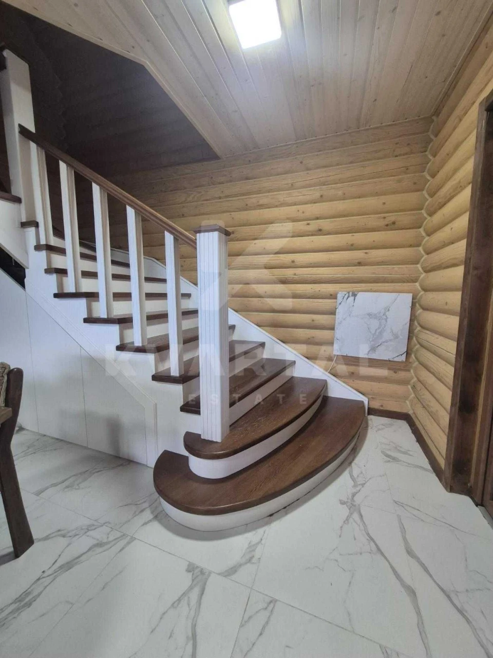 Продам ЭКО ДОМ возле Киева КАМІН Сонячні панелі АВТОНОМІЯ Бу