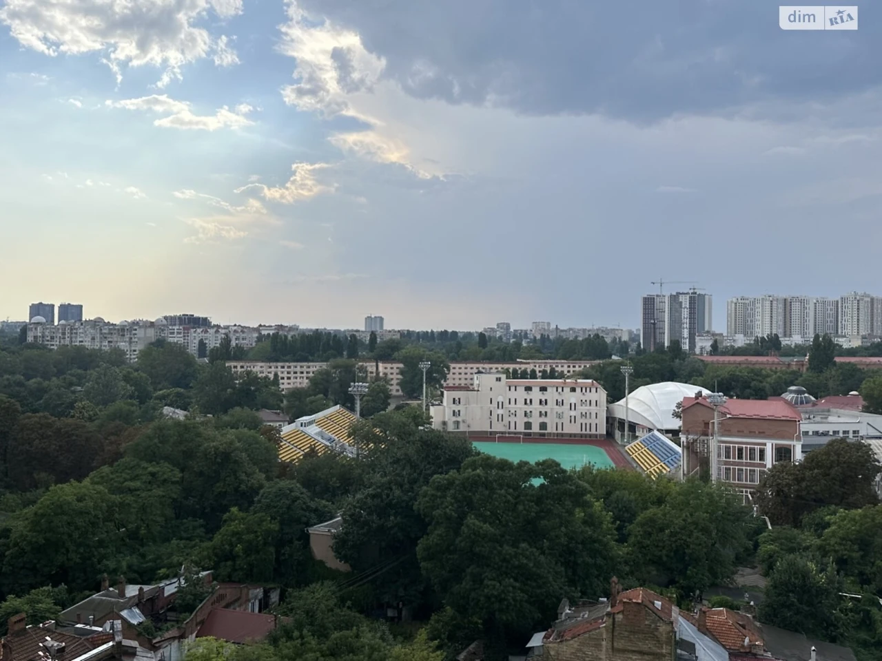 Продажа квартир Приморский.