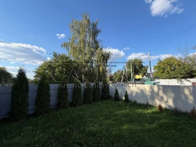 Продаж будинку Бориспіль 120 м2 / 2 поверхи / 4 спальні / 4
