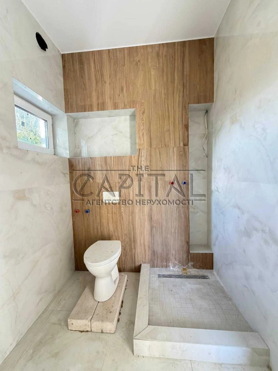 Продаж будинку Бориспіль 120 м2 / 2 поверхи / 4 спальні / 4