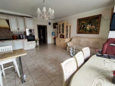 Будинок. Бориспіль, Весняний пров.