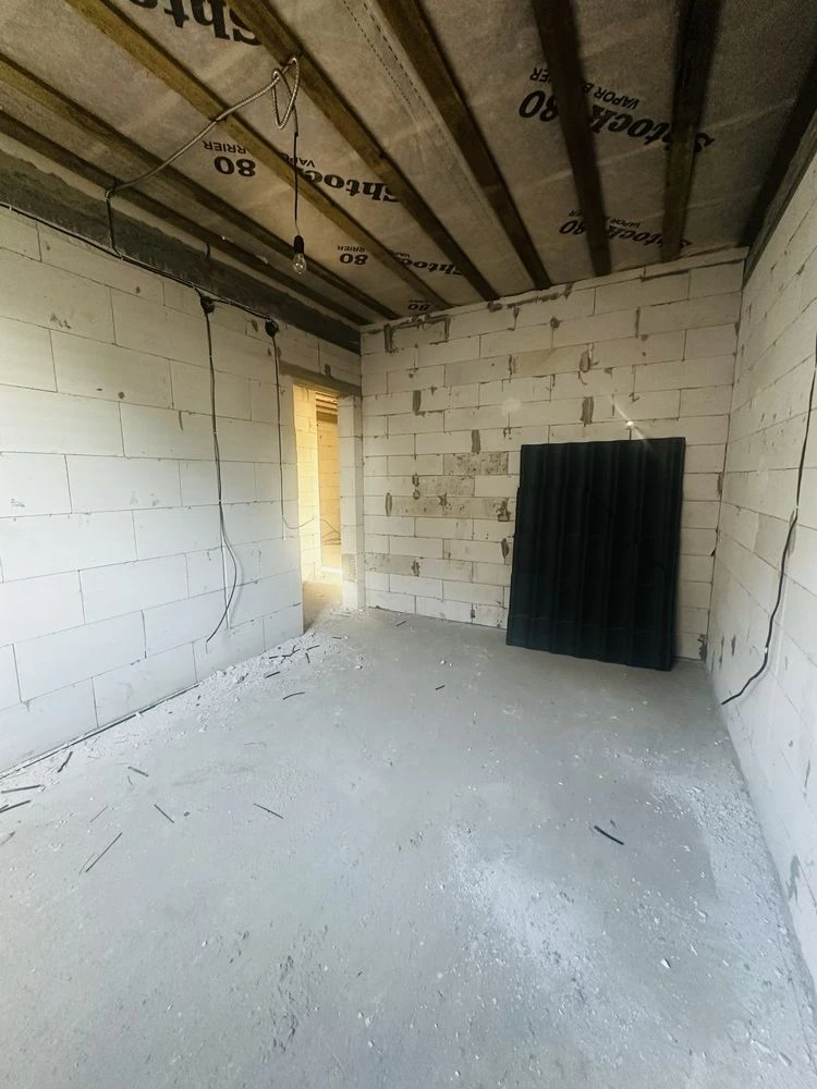 Продаж сучасного будинку 100 м² під чистове оздоблення у Бор