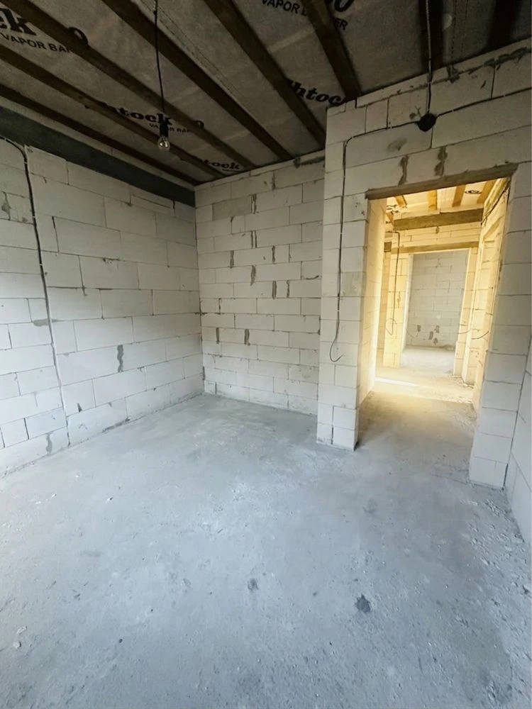 Продаж сучасного будинку 100 м² під чистове оздоблення у Бор