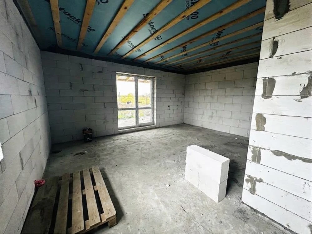 Продаж будинку 85 м² + тераса, права сторона міста.