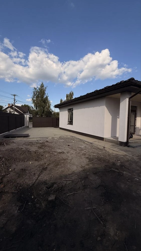 Продається сучасний одноповерховий будинок 110 м² з кімнатою