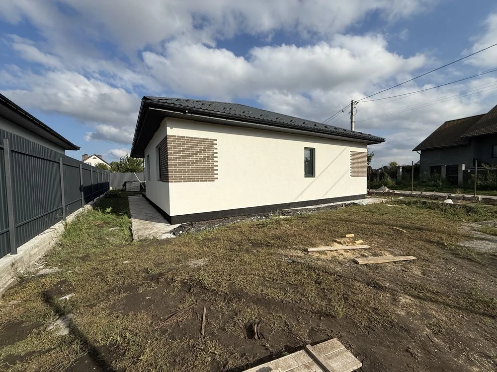 Будинок 98 м² БЕЗ внутрішніх робіт +4 сотки в м.Бориспіль