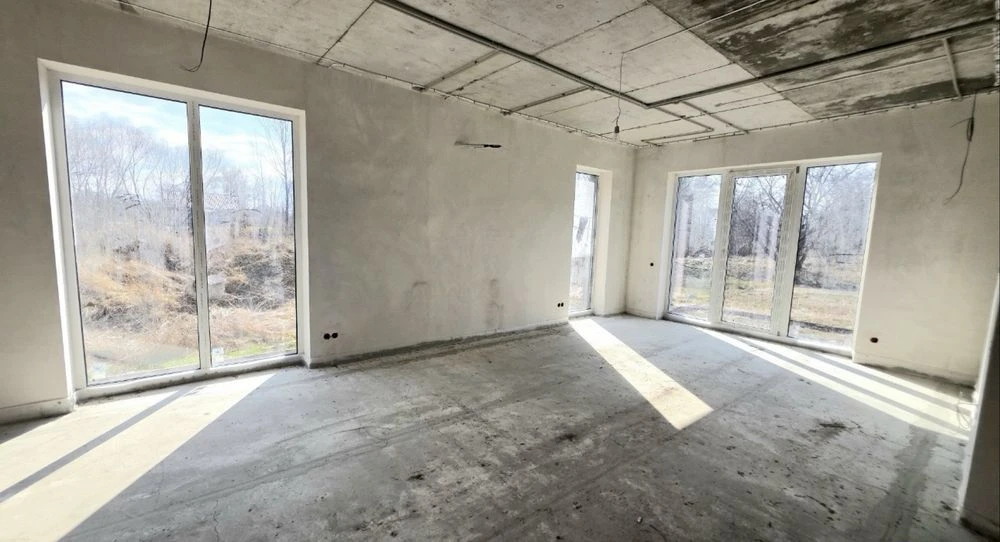 Продаж 2-х пов. Нового Будинку 120 кв.м 5 сот всі комунікаці