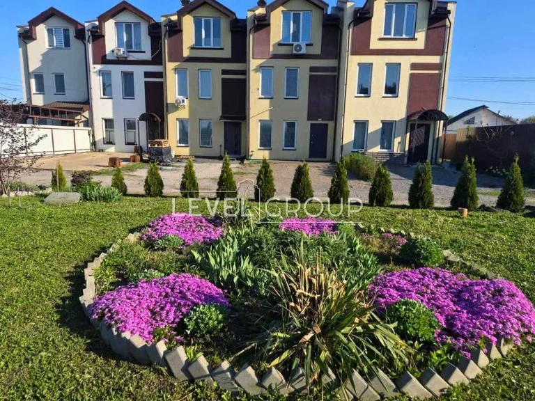 Будинок. Бориспіль, Голосіївська