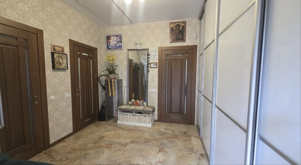Продаж Будинку на 10 сотках, район 3 школи, з МЕБЛЯМИ та ТЕХНІКОЮ