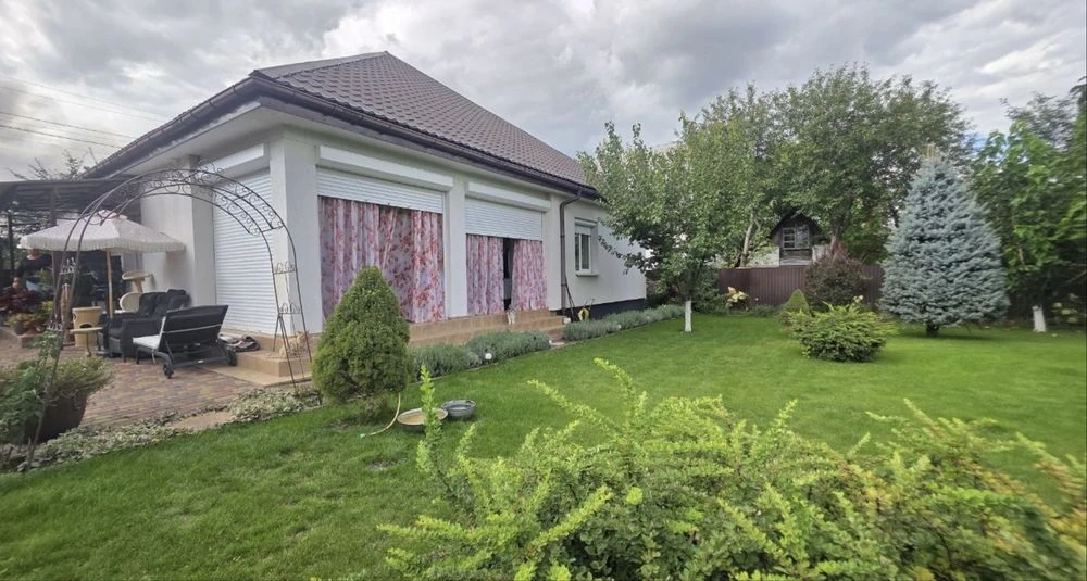 Продаж Будинку на 10 сотках, район 3 школи, з МЕБЛЯМИ та ТЕХНІКОЮ
