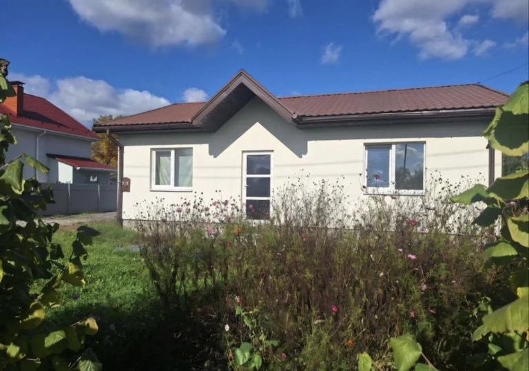 м. Бориспіль Продаж Будинку 73 кв.м ,3 сот 700 м  до КИІВСЬК