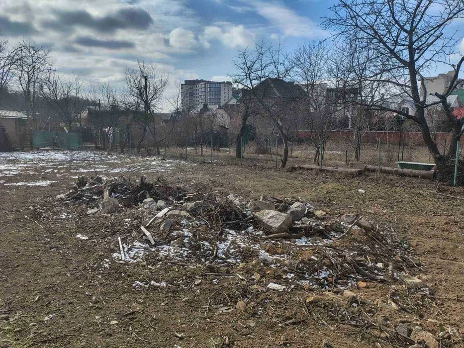 Продаж ділянки на Келецькій