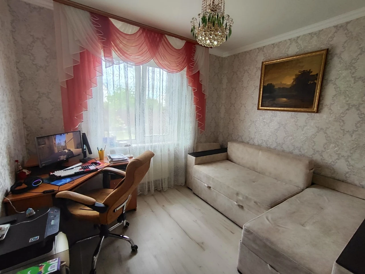 Продаж житлового будинку з газом у центрі Борисполя