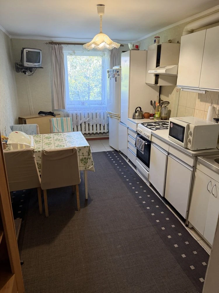Продажа домов с газовым отоплением на 5 сотках в центре города Борисполь