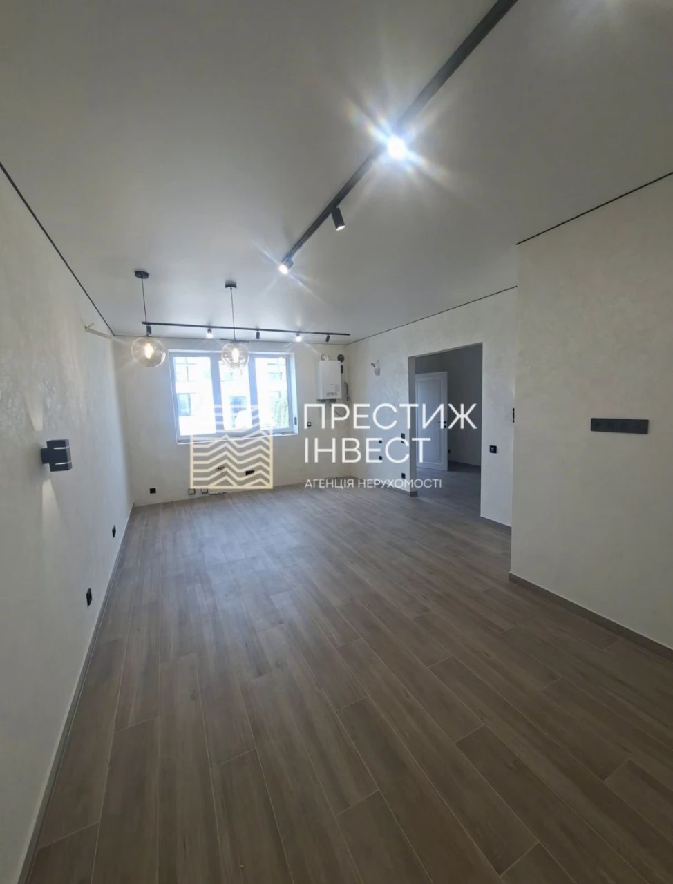 Townhouse for Sale in "Dream House" Residential Complex